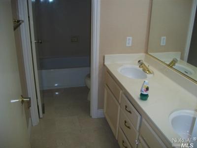 Undisclosed, Vallejo, CA 94591 photo 6