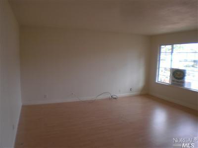 175 Rutgers Ct, Vallejo, CA 94589 photo 4