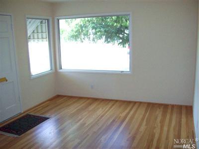 609 W A St, Dixon, CA 95620 photo 3
