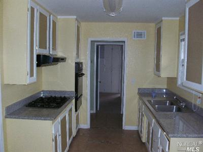 618 Taper Ave, Vallejo, CA 94589 photo 3