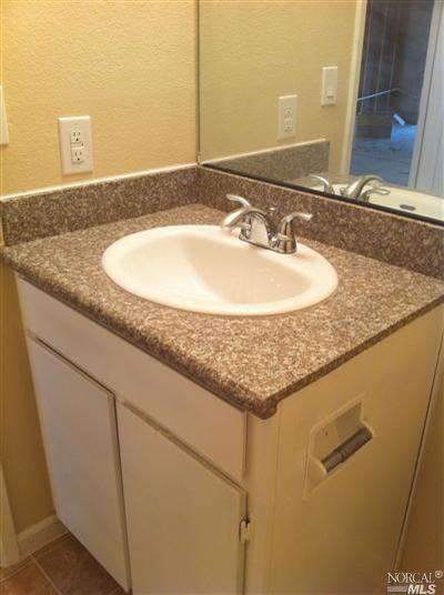 111 Copper Way, Vallejo, CA 94589 photo 4