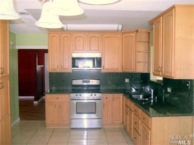 1125 Roleen Dr, Vallejo, CA 94589 photo 3