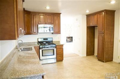 19020 Willow St, Sonoma, CA 95476 photo 2