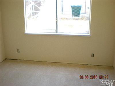 136 Fleet St, Vallejo, CA 94591 photo 3