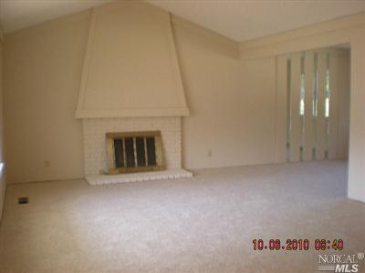 136 Fleet St, Vallejo, CA 94591 photo 2