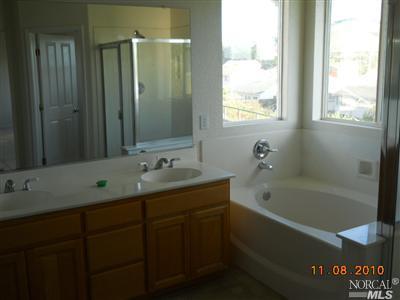 6571 Greenbrier Ct, Vallejo, CA 94591 photo 5
