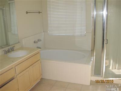 355 Glenview Cir, Vallejo, CA 94591 photo 6