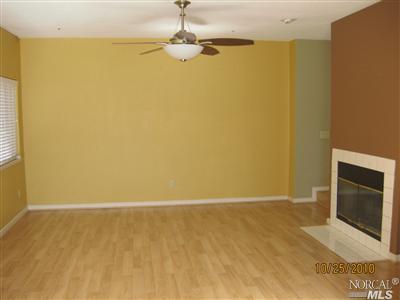 355 Glenview Cir, Vallejo, CA 94591 photo 2