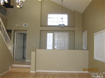 355 Glenview Cir, Vallejo, CA 94591 photo 3