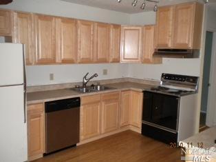 165 Oddstad Dr #20, Vallejo, CA 94589 photo 2