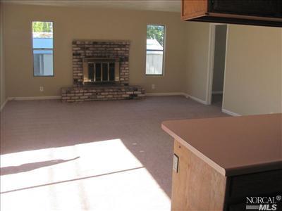 925 Pine St, Vallejo, CA 94590 photo 2