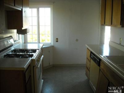 100 Wilshire Ave, Vallejo, CA 94591 photo 5