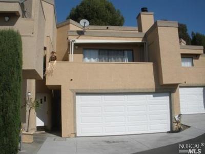 300 Locust Dr #3, Vallejo, CA 94591 photo 1