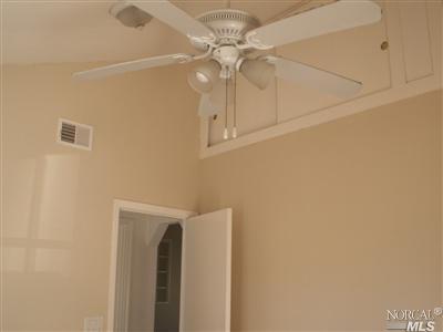 113 Revere St, Vallejo, CA 94591 photo 4
