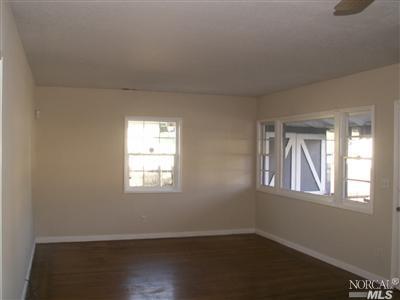 113 Revere St, Vallejo, CA 94591 photo 2