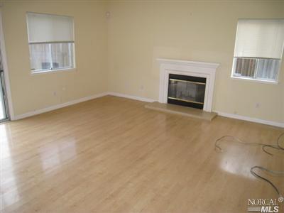 576 Doncaster Dr, Vallejo, CA 94591 photo 4