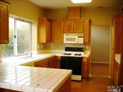 120 Wellington Pl, Vallejo, CA 94591 photo 4