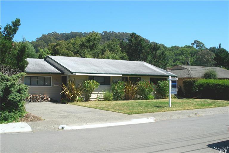 323 Cardinal Ct, Mill Valley, CA 94941 photo 1