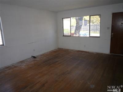 315 Mark Ave, Vallejo, CA 94589 photo 2