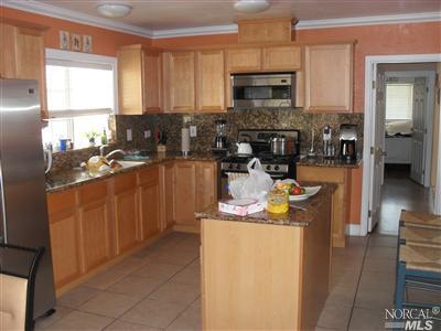 140 9th St, Vallejo, CA 94590 photo 3
