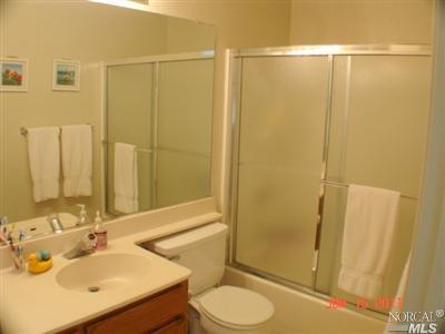 8854 Aguirre Way, Cotati, CA 94931 photo 9