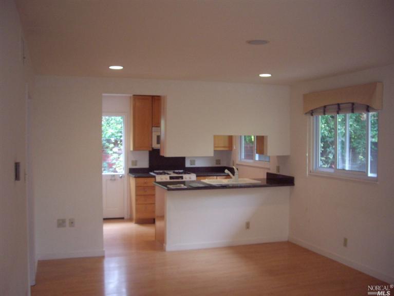 46 Meadow Dr, Mill Valley, CA 94941 photo 4