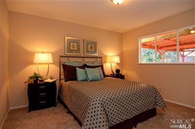 307 Lofas Pl, Vallejo, CA 94589 photo 6