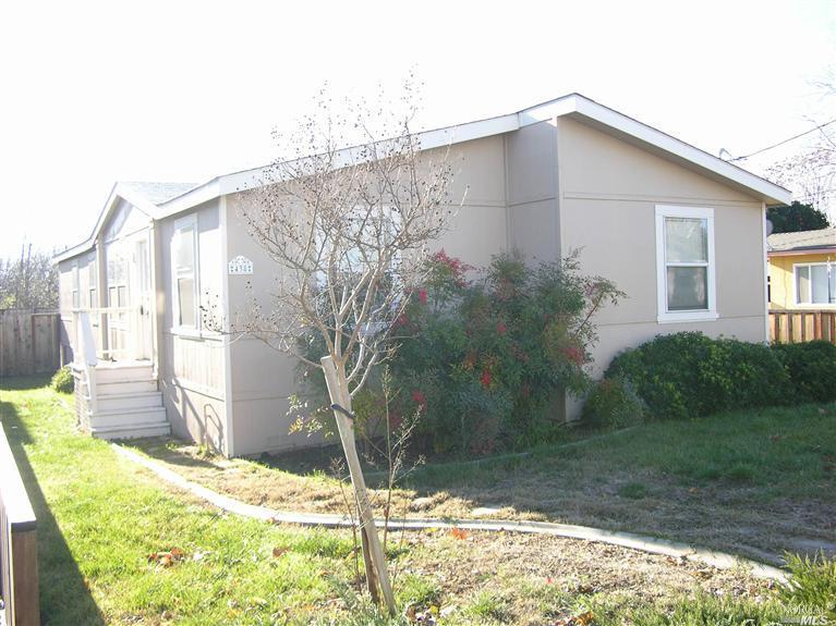 438 Russell St, Winters, CA 95694 photo 1