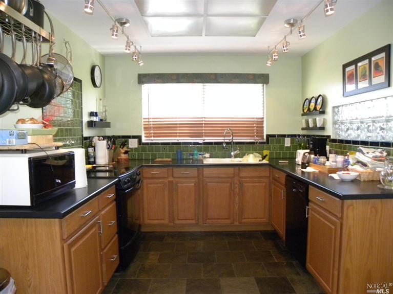 2695 Laurel Dr, Fairfield, CA 94533 photo 6