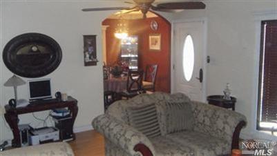 1301 Eisenhower St, Fairfield, CA 94533 photo 4
