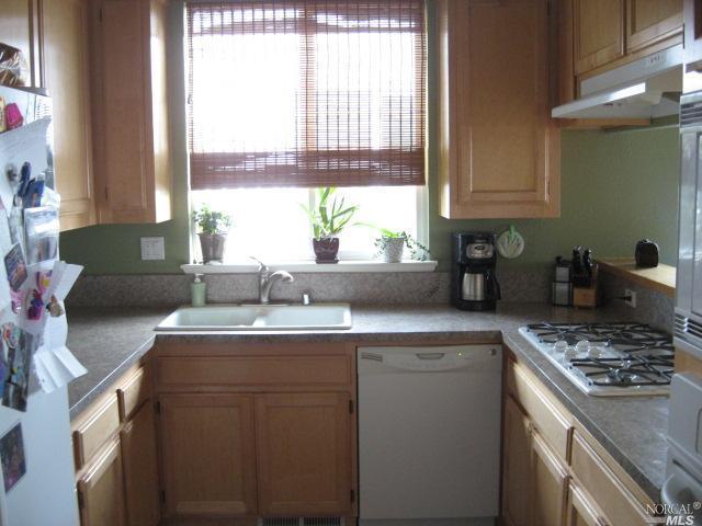 8118 Luisa Way, Windsor, CA 95492 photo 4