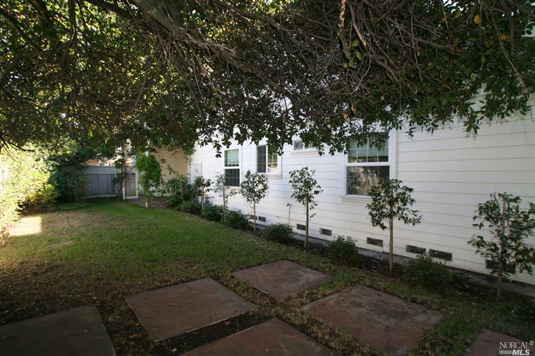 492 E Napa St, Sonoma, CA 95476 photo 2