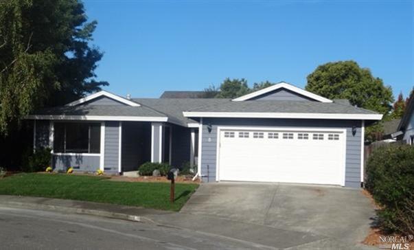 8 Saint Augustine Ct, Petaluma, CA 94954 photo 1