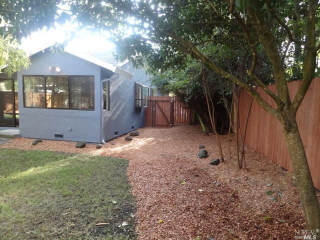 8 Saint Augustine Ct, Petaluma, CA 94954 photo 16