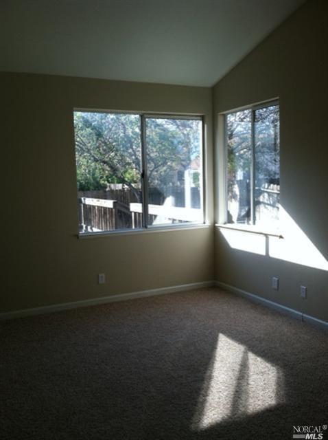 655 Fox Pointe Rd, Vacaville, CA 95687 photo 10