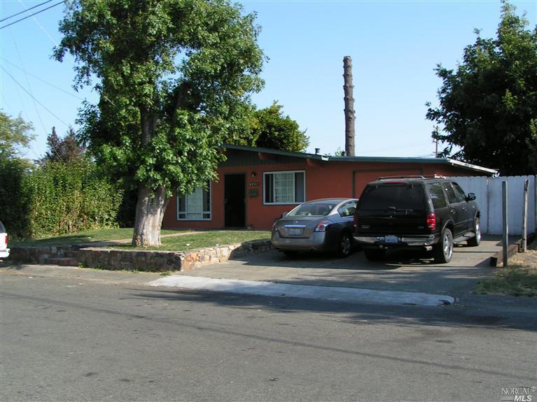 2241 Sandra Dr, Napa, CA 94558 photo 2