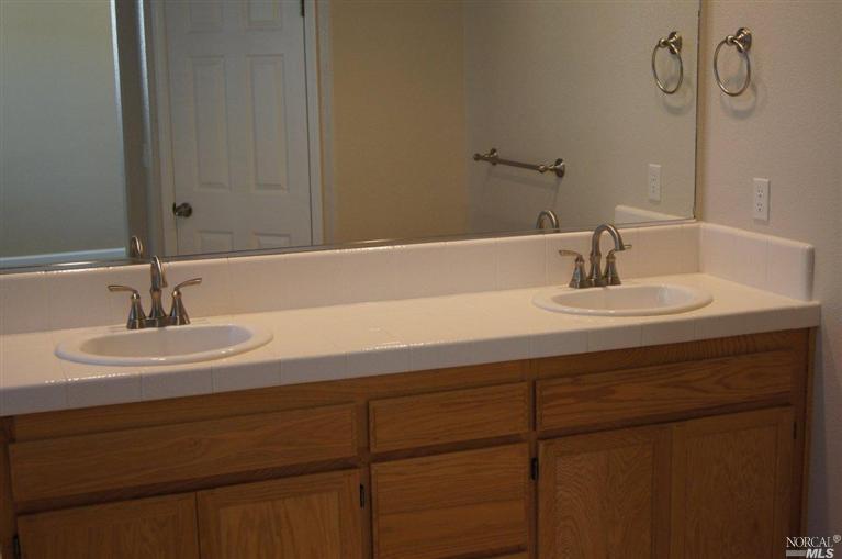 1469 Golf Course Dr, Windsor, CA 95492 photo 12
