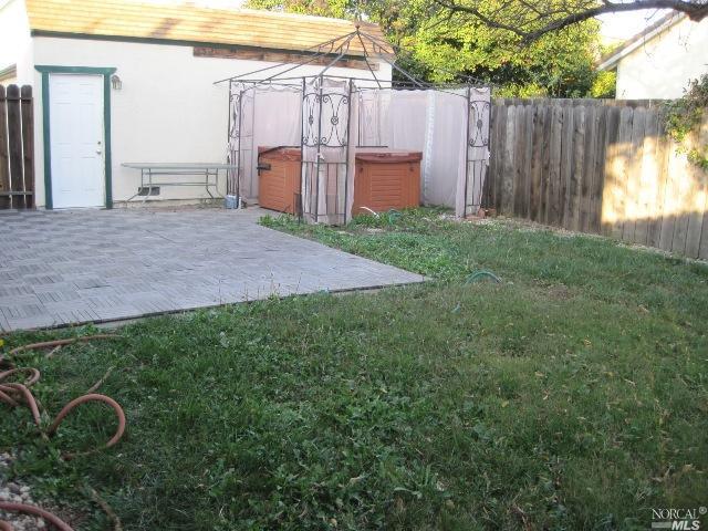 2406 Baltic Dr, Fairfield, CA 94533 photo 7