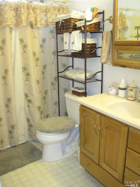 2406 Baltic Dr, Fairfield, CA 94533 photo 9