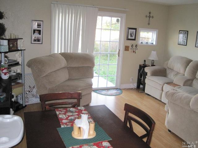 2406 Baltic Dr, Fairfield, CA 94533 photo 5