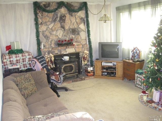 2406 Baltic Dr, Fairfield, CA 94533 photo 2