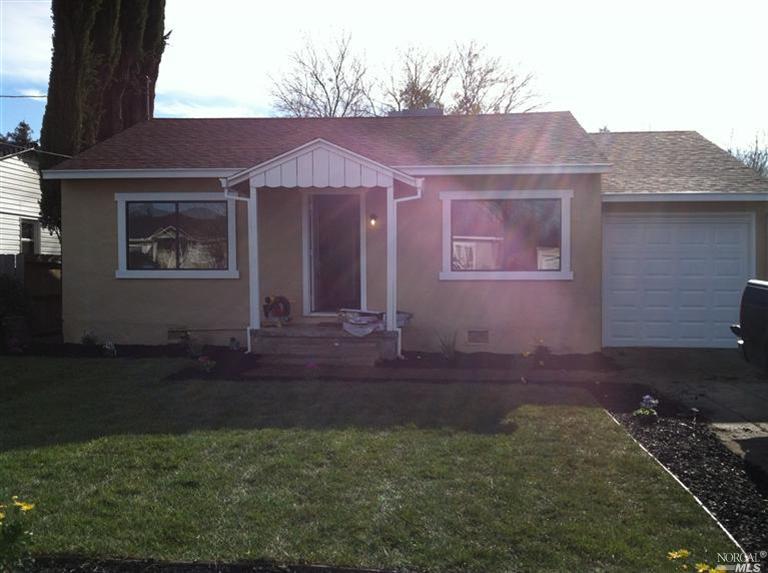 321 Walnut Ave, Vacaville, CA 95688 photo 3