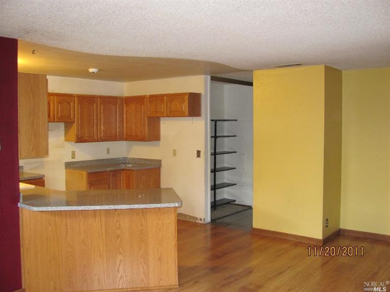 101 Linfield Dr, Vallejo, CA 94589 photo 3