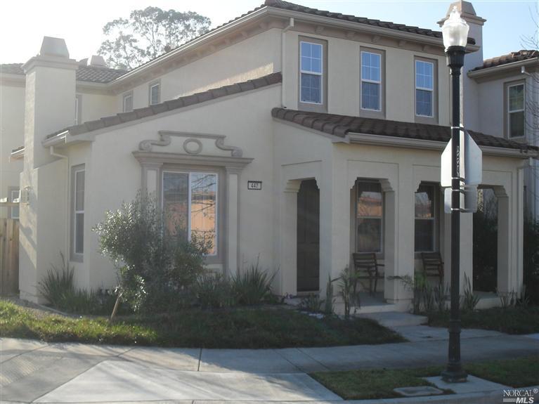 447 Rickover St, Vallejo, CA 94592 photo 2
