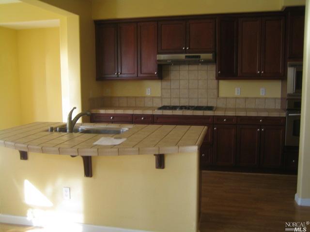 4084 Summer Gate Ave, Vallejo, CA 94591 photo 2