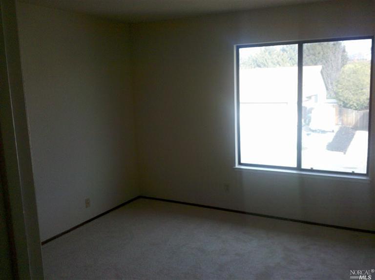 1639 Moraga Dr, Fairfield, CA 94534 photo 15