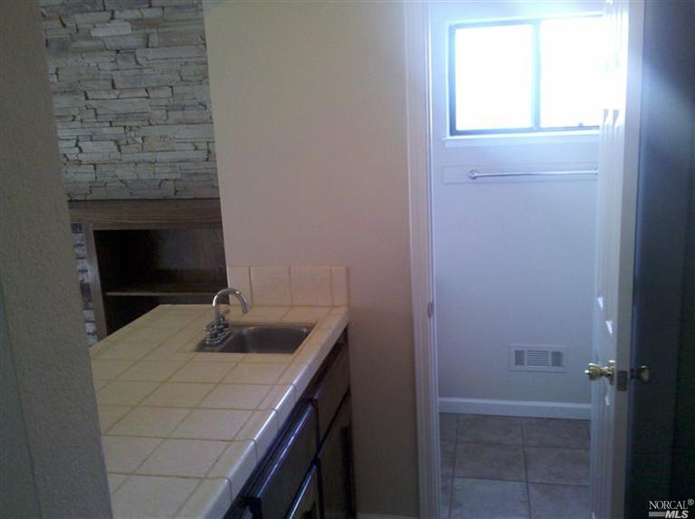 1639 Moraga Dr, Fairfield, CA 94534 photo 7