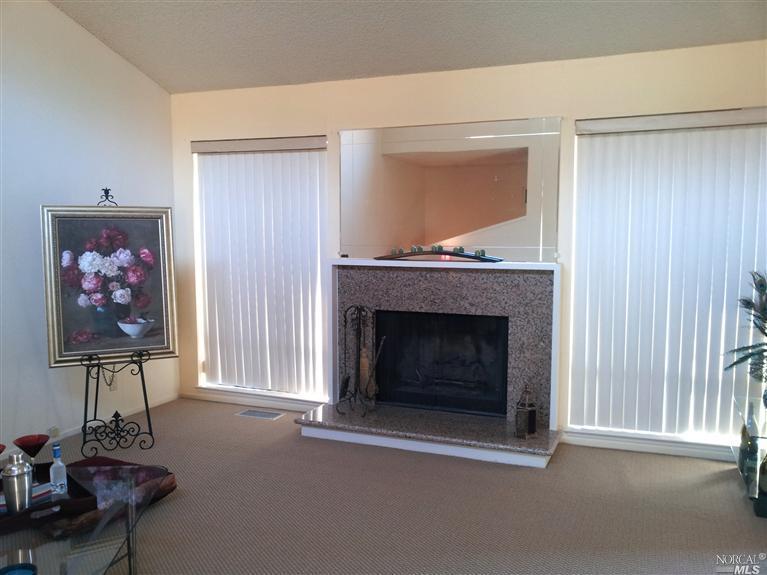 212 Kathy Ellen Dr, Vallejo, CA 94591 photo 9