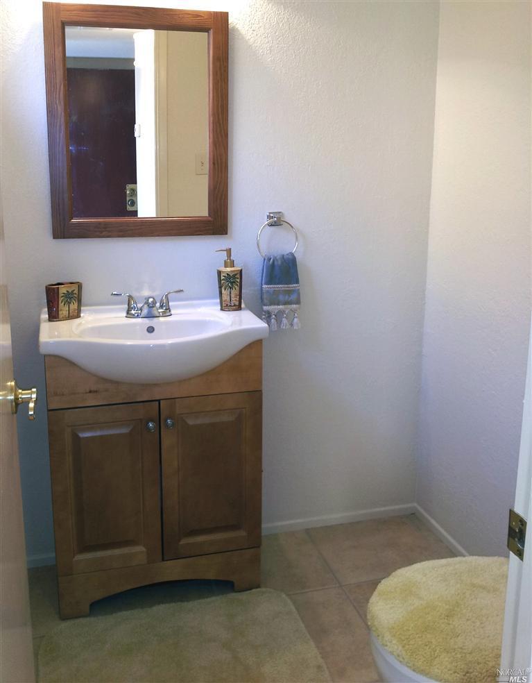 212 Kathy Ellen Dr, Vallejo, CA 94591 photo 5