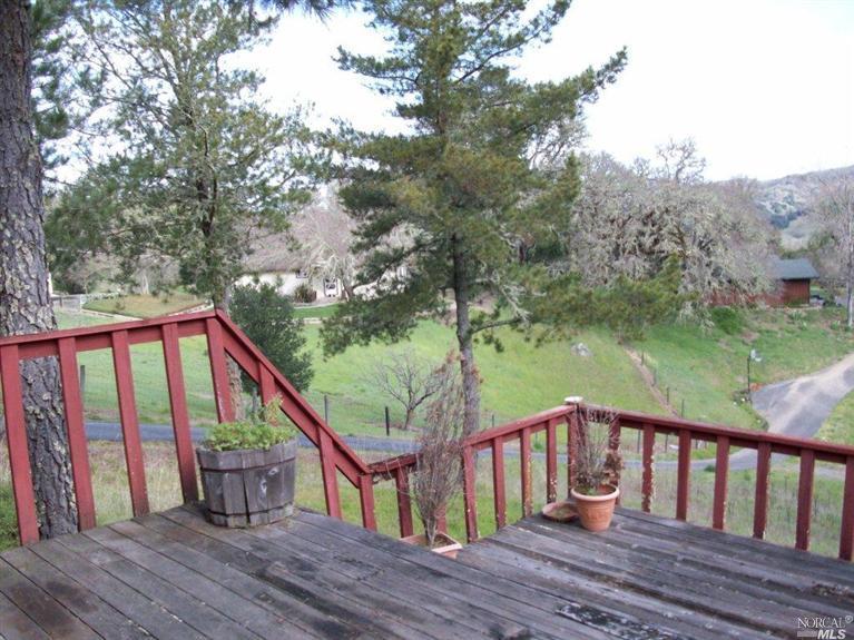 761 Sanel Dr, Ukiah, CA 95482 photo 2